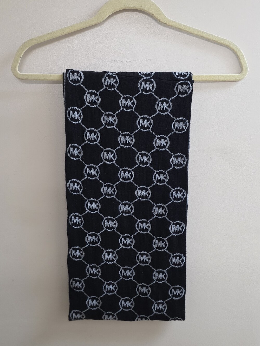 Michael Kors Black Gray Monogram Infinity Scarf
